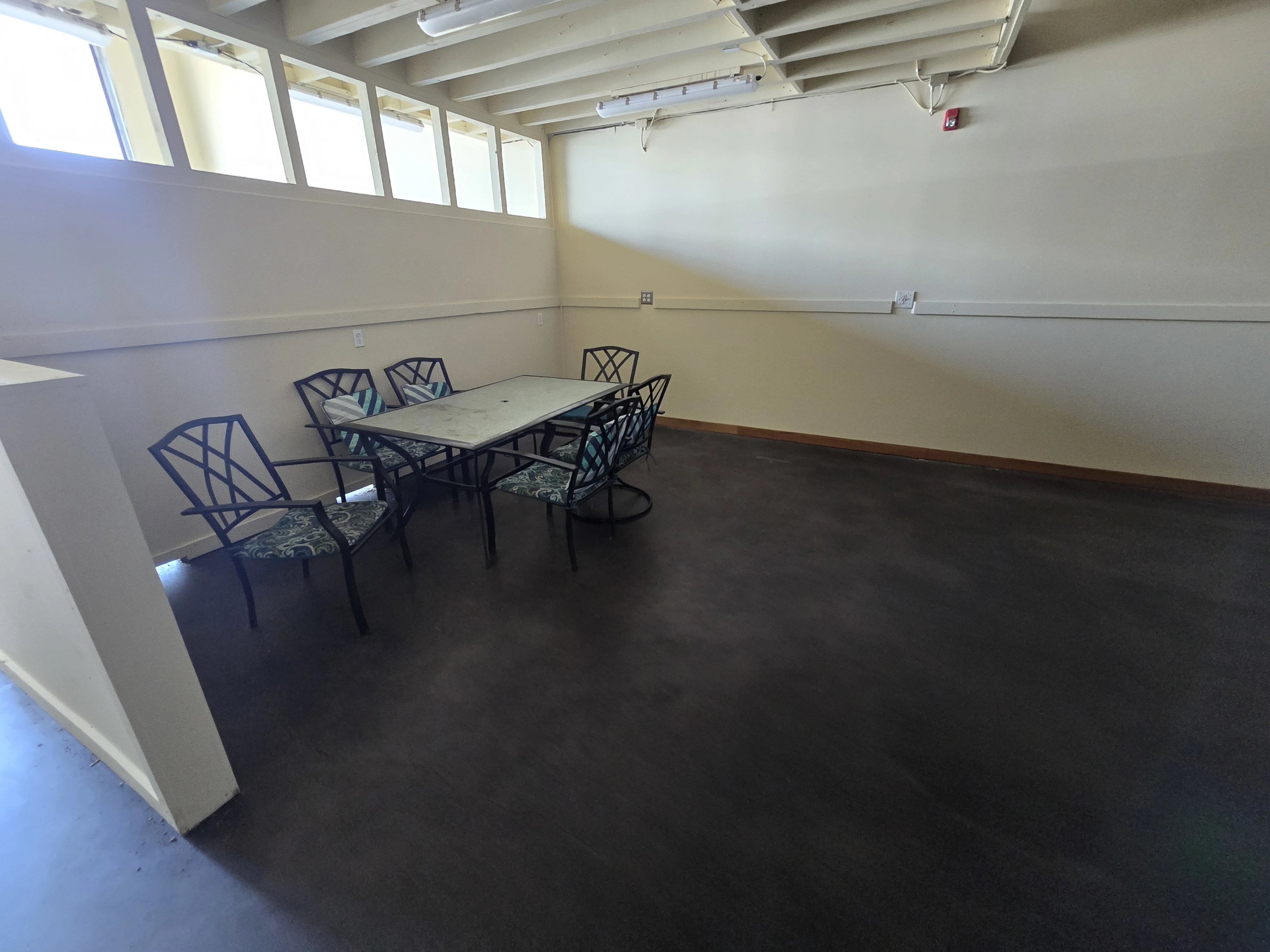 Property gallery — C17 9